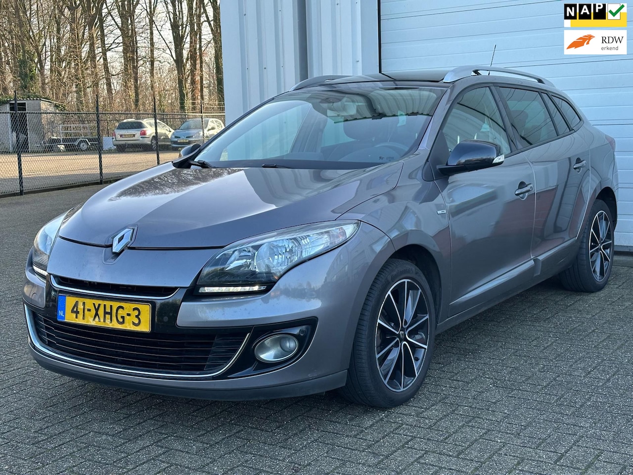 Renault Mégane Estate - 1.5 dCi Bose 1.5 dCi Bose, Panodak, Navi, Keyless, Camera, Alu ! - AutoWereld.nl