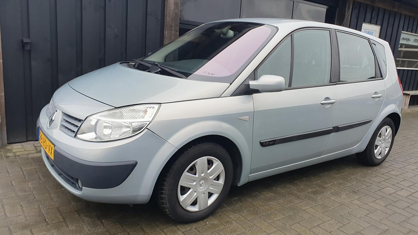 Renault Scénic - 1.6-16V Authentique Basis 1.6-16V Authentique Basis *NIEUWE APK* - AutoWereld.nl