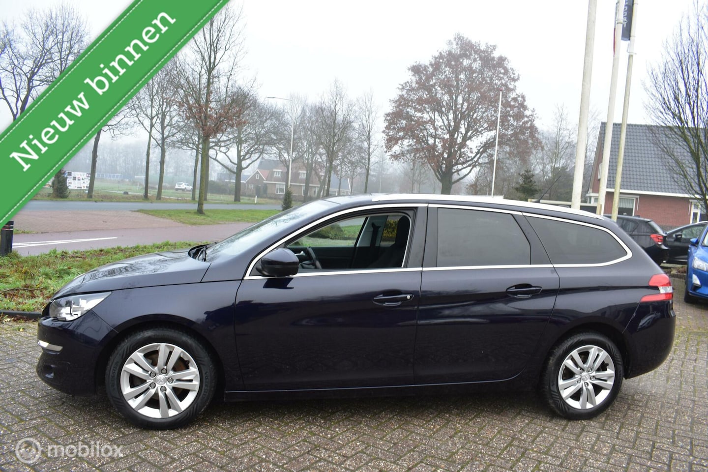 Peugeot 308 SW - 1.6 BlueHDI Blue Lease Executive|Panodak|Navi - AutoWereld.nl