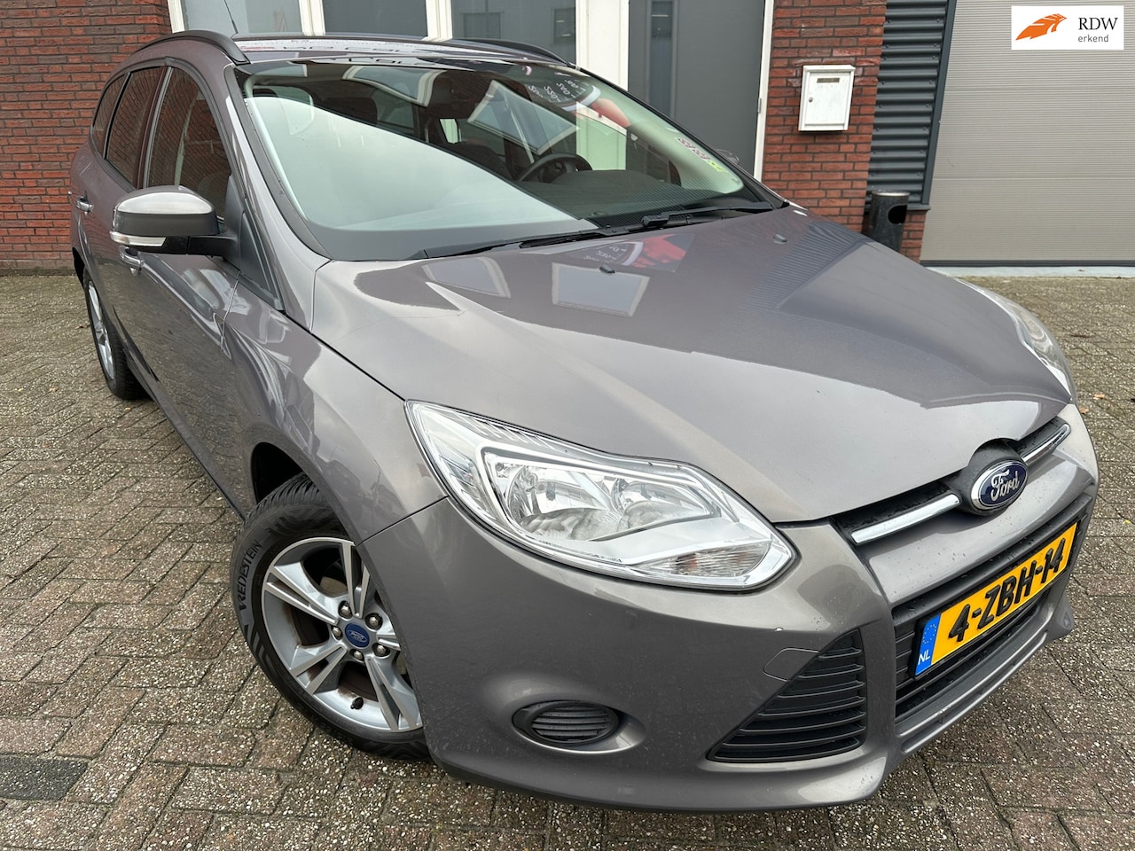 Ford Focus Wagon - 1.0 EcoBoost Edition / Navi / PDC / Cruise / NAP - AutoWereld.nl