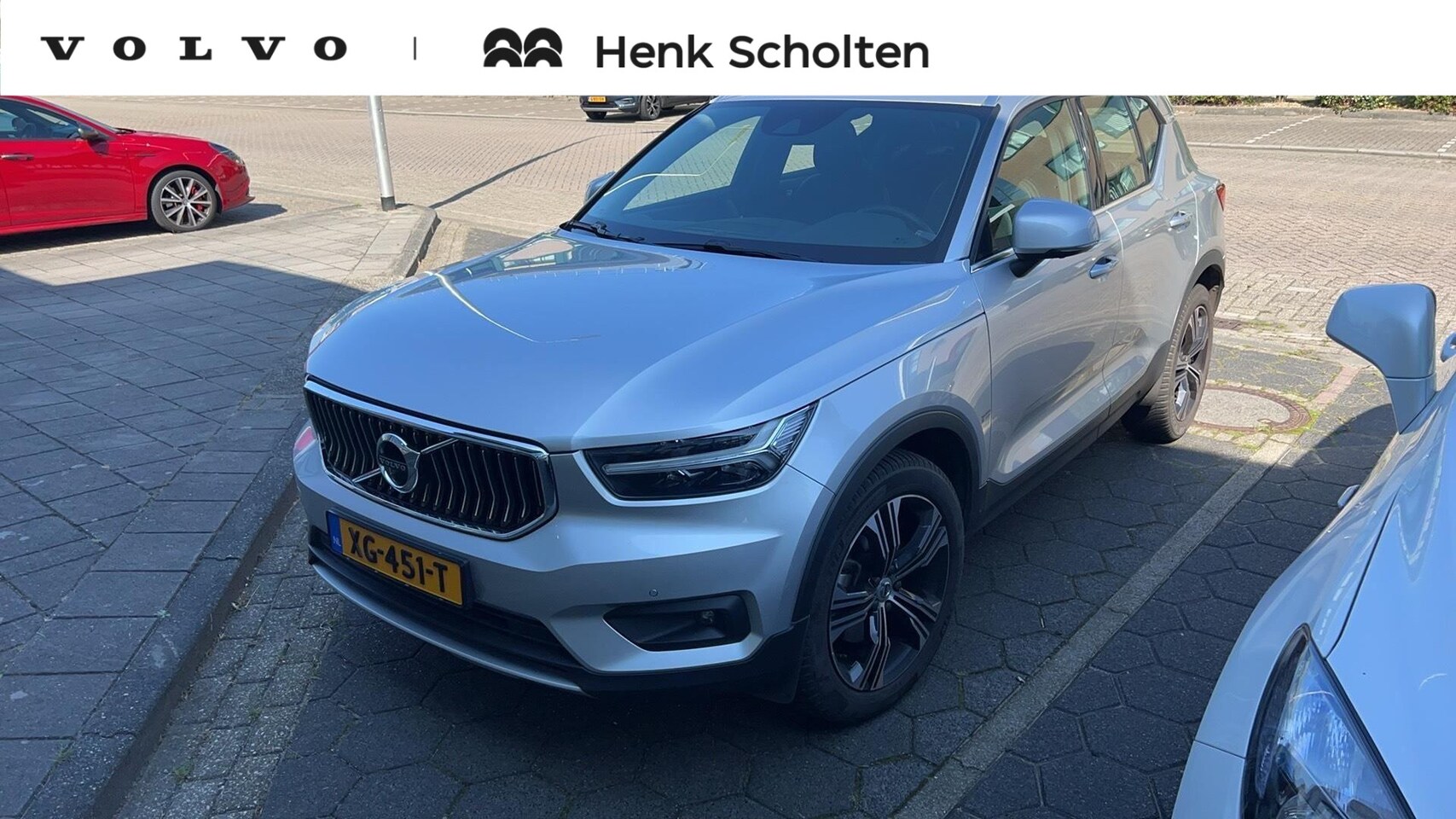 Volvo XC40 - T4 AUT8 191PK Inscription, Verwarmbare Voorruit, Panorama Dak, Verwarmbare Voorstoelen, 36 - AutoWereld.nl