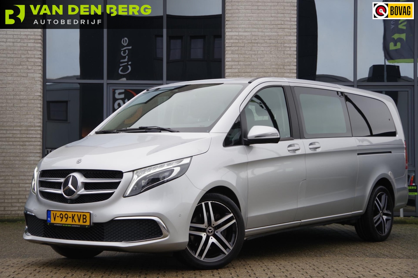 Mercedes-Benz V-klasse - 300d 4-MATIC XL DC-5P, AUT. LED, LEDER, 2X ELEKTR. SCHUIFDEUR, MBUX 10'', 360 CAMERA, - AutoWereld.nl