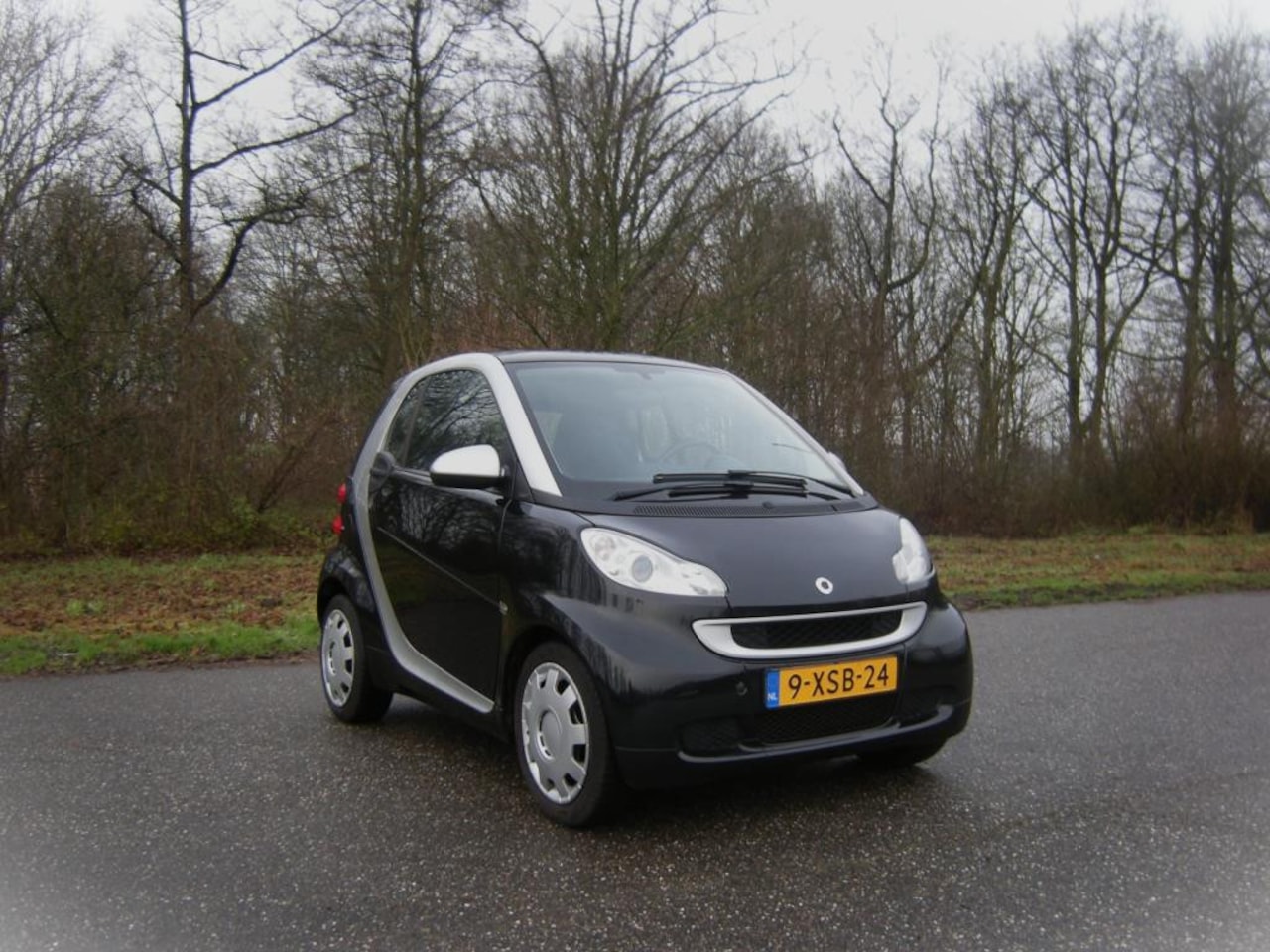 Smart Fortwo coupé - 1.0 mhd Edition Pure . Automaat . Stoelverwarming . Pano dak . enz - AutoWereld.nl