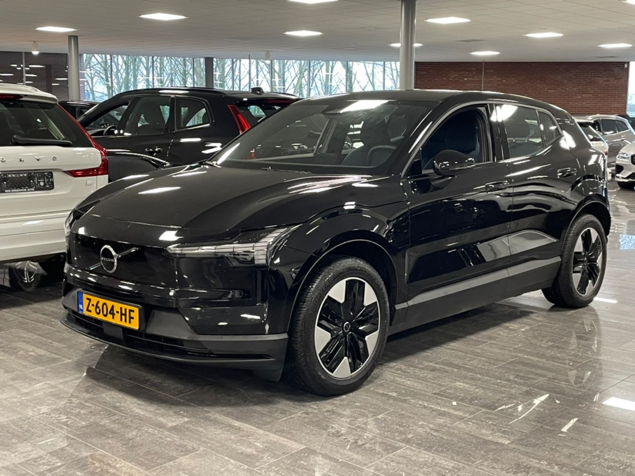 Volvo EX30 - Single Motor Core | Stoelverwarming | Stuurwielverwarming | Adaptieve Cruise Control | Par - AutoWereld.nl