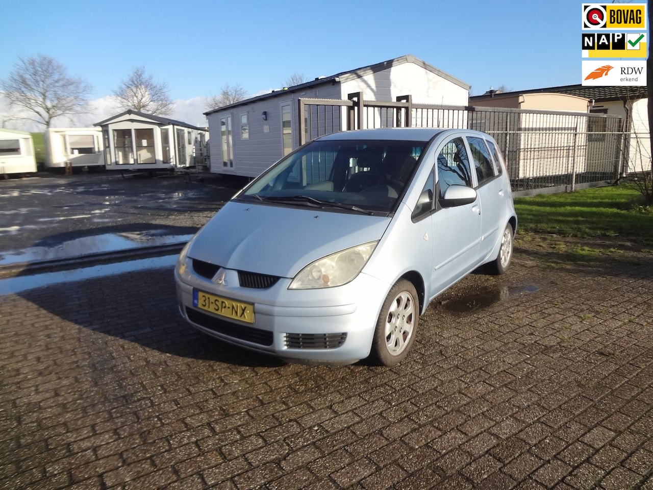 Mitsubishi Colt - 1.3 Invite - AutoWereld.nl