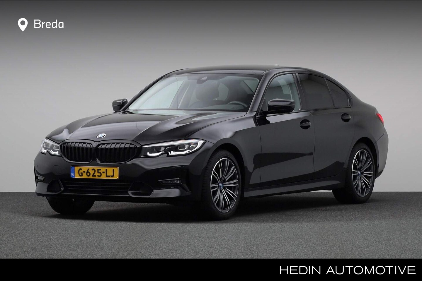 BMW 3-serie - 320i High Executive Edition | Luxury Line | PDC | Stoelverwarming voor | Getinte Ramen | - AutoWereld.nl