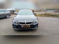 BMW 3-serie Touring - 318i High Executive