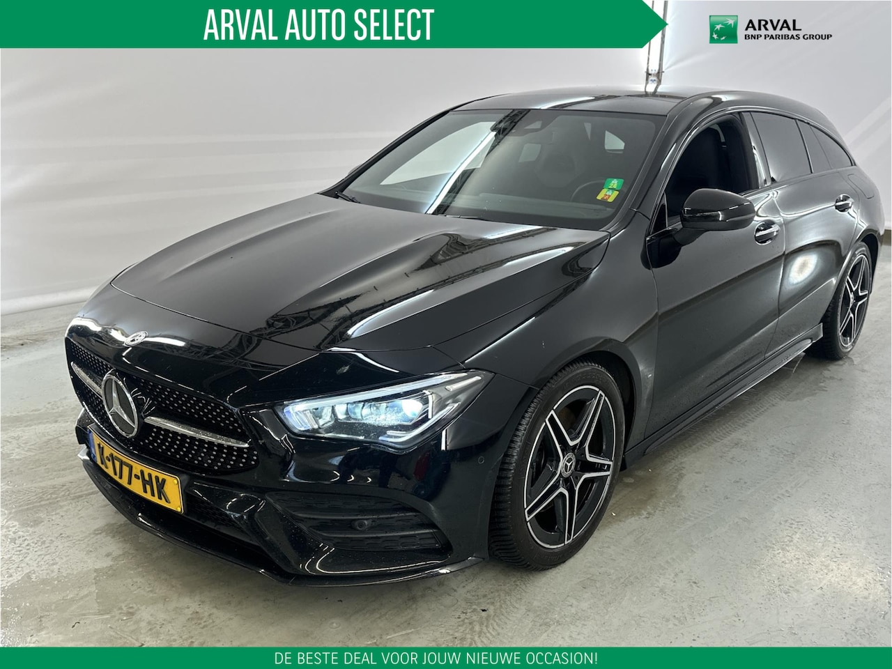 Mercedes-Benz CLA-klasse Shooting Brake - 200 163pk Automaat Business Solution Plus AMG | Night pakket | Panoramadak | Half Leder - AutoWereld.nl