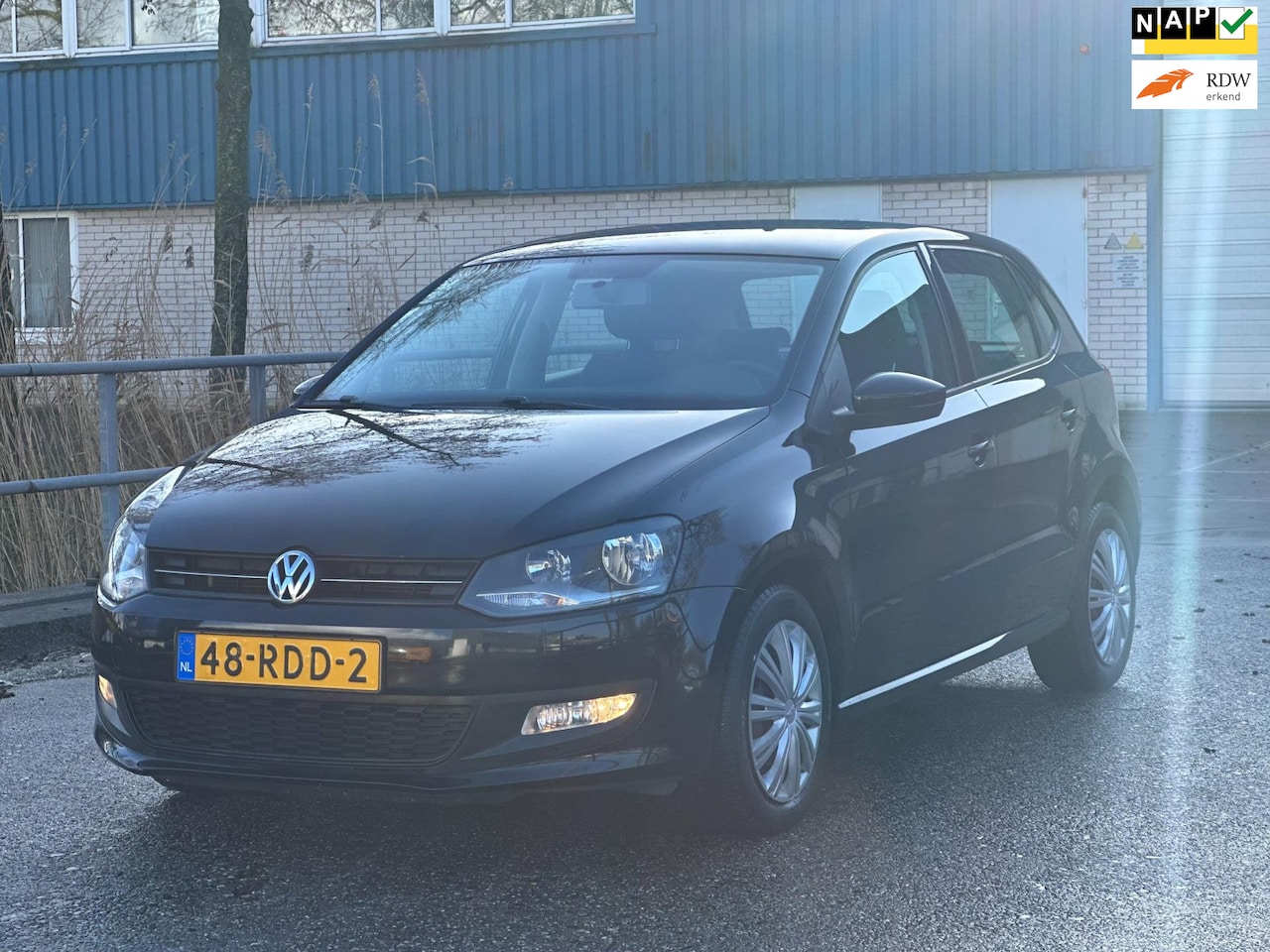 Volkswagen Polo - 1.2 TSI Comfortline Airco! Dealer onderhouden NAP! 6 bak! - AutoWereld.nl