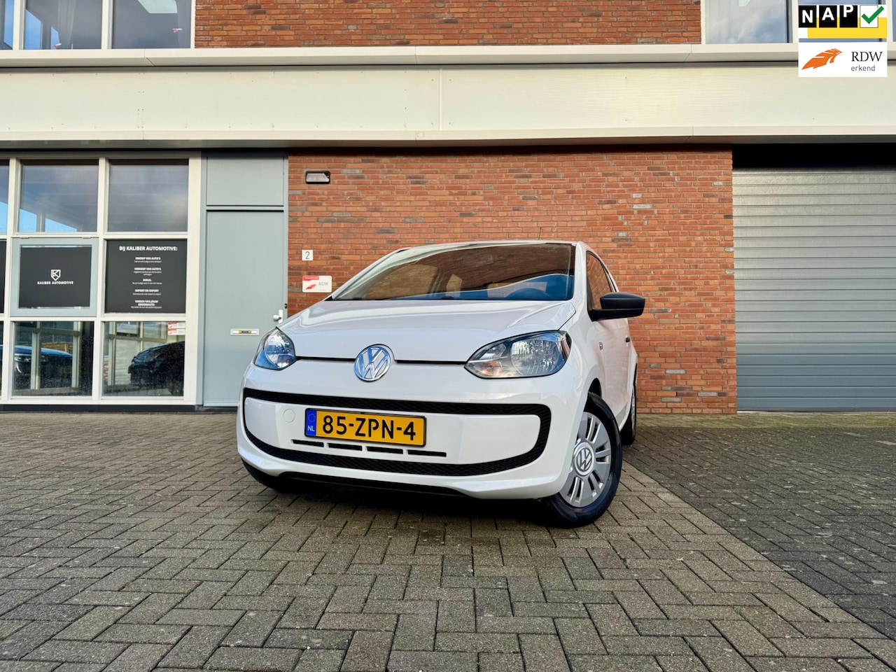 Volkswagen Up! - 1.0 take up! Volledig Dealer onderhouden | NAP - AutoWereld.nl