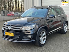 Volkswagen Tiguan - 1.4 TSI R-Line Edition, Xenon, Panodak, Keyless, Navi, PDC, NAP