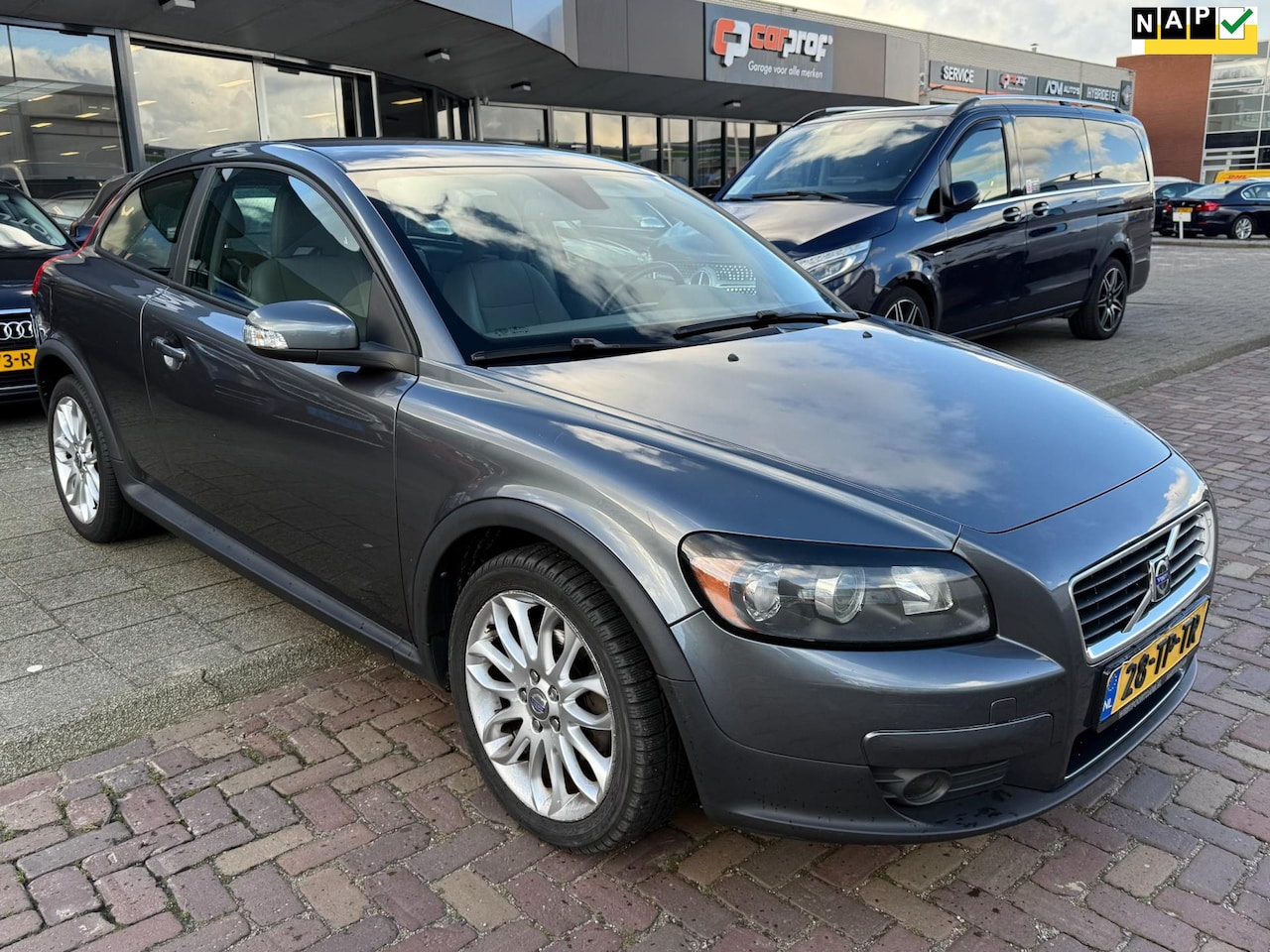 Volvo C30 - 1.8 Momentum 1.8 Momentum - AutoWereld.nl