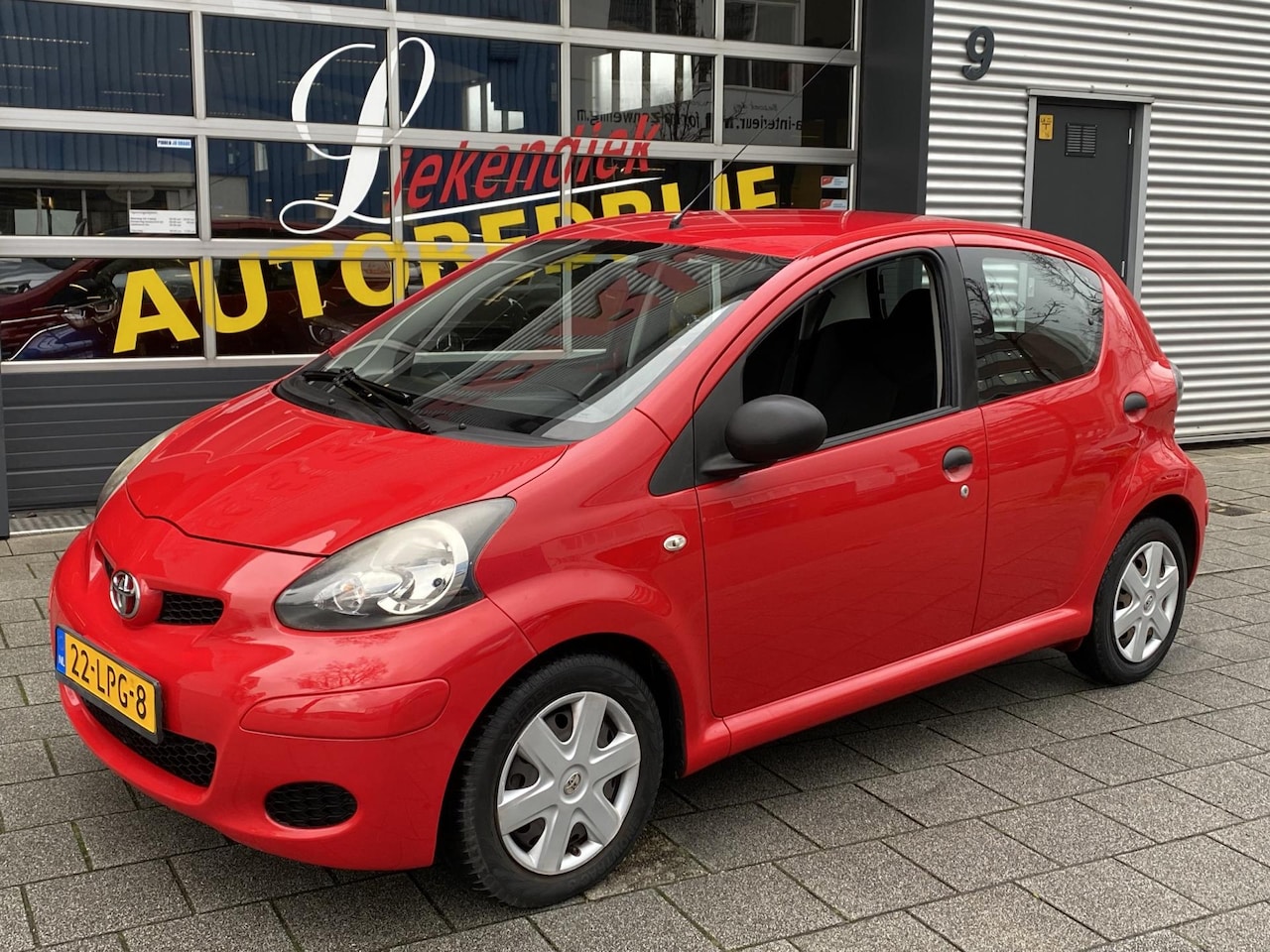 Toyota Aygo - 1.0-12V Access 5Drs - Navigatie I Airco I Comfort pakket I APK 11-2025 - AutoWereld.nl