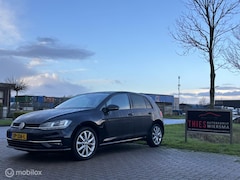 Volkswagen Golf - 1.0 TSI Comfortline Business acc/pdc/apple carplay