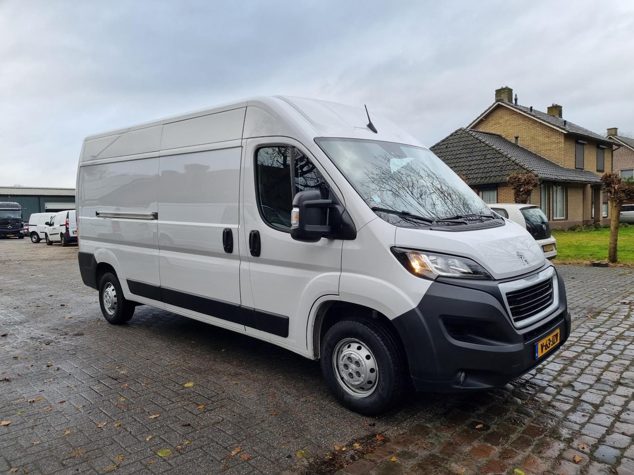 Peugeot Boxer - BlueHDI 165 L3 H2 Airco Navi Camera - AutoWereld.nl