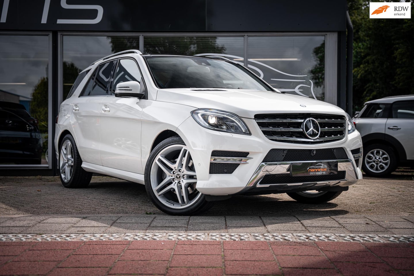 Mercedes-Benz ML-klasse - 350 BLUETEC 4MATIC Euro 6|AMG|Massage|Trekhaak|Stoelverkoeling|Grijs kenteken|Adaptive|Dea - AutoWereld.nl