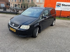 Volkswagen Touran - 1.6-16V FSI Trendline Airco Apk 02-2025