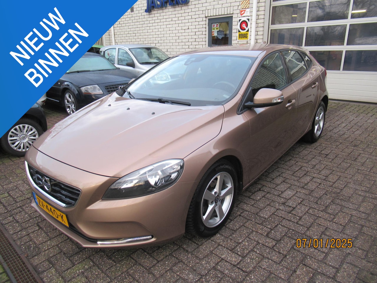 Volvo V40 - 1.6 D2 Momentum 1.6 D2 Momentum - AutoWereld.nl