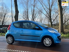 Peugeot 107 - 1.0-12V XR APKZUINIGKOOPJE