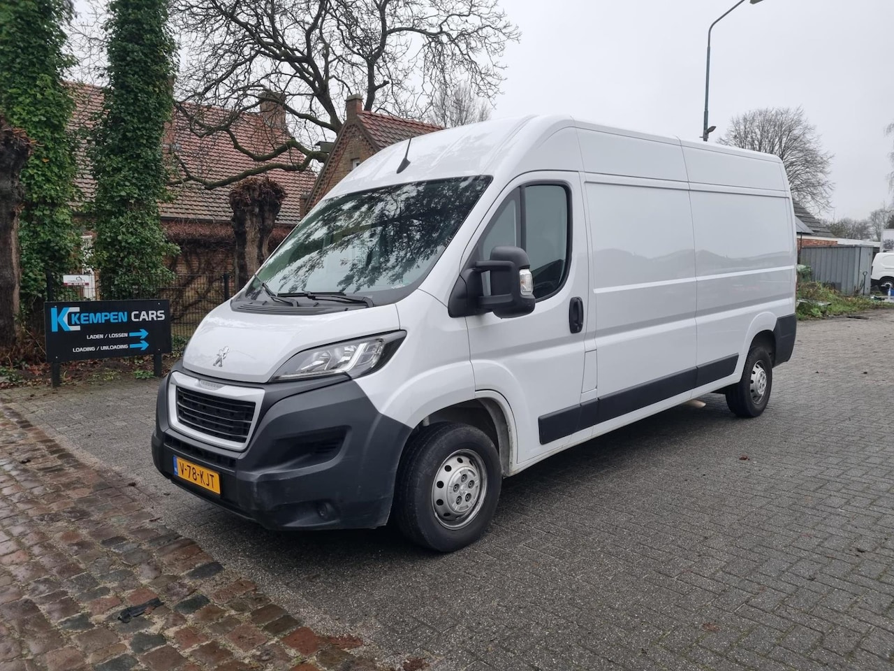 Peugeot Boxer - BlueHDI 145 L3 H2 Airco Navi - AutoWereld.nl