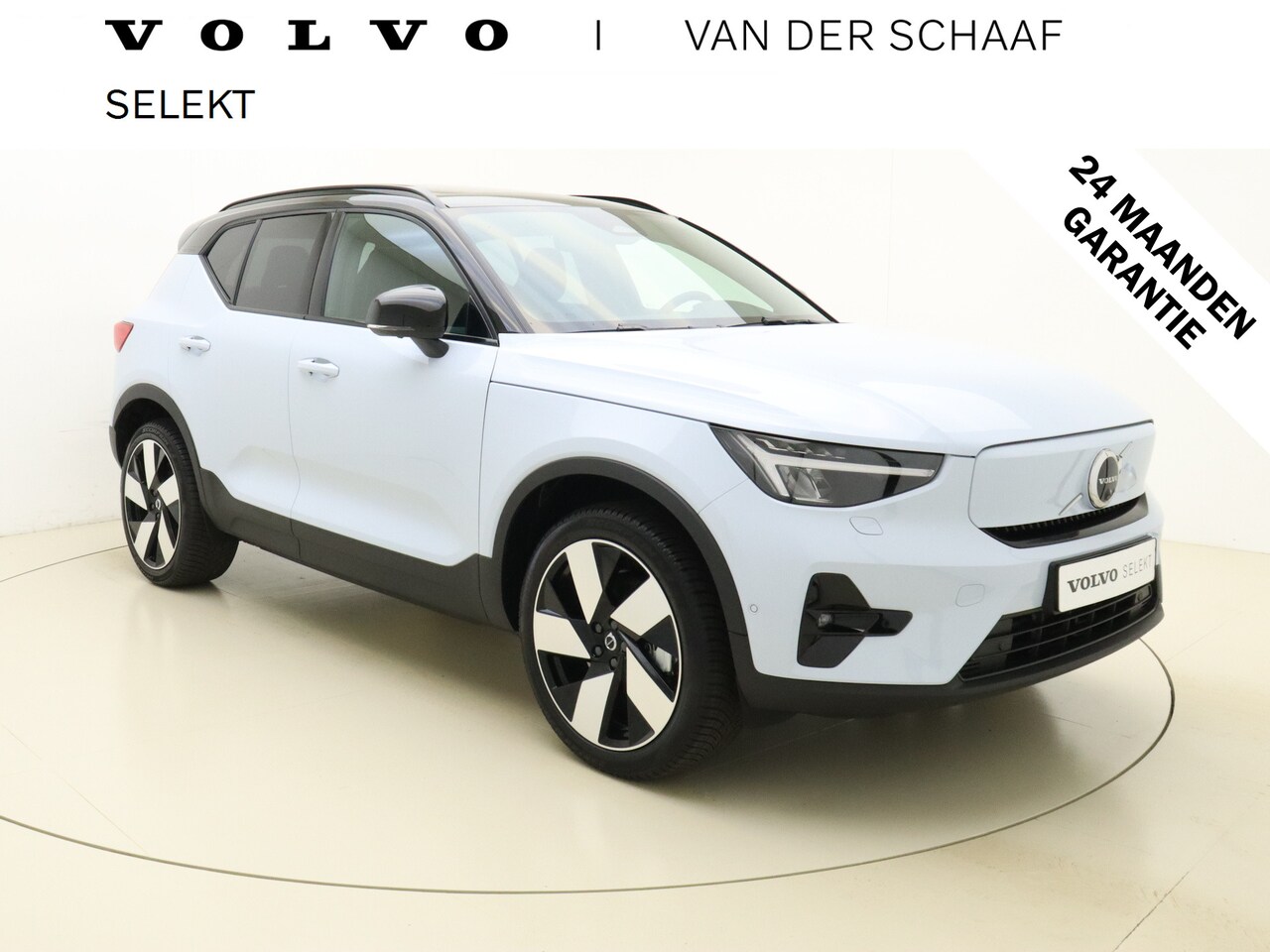 Volvo XC40 - Extended Range Ultimate / 20'' / Stoel/- en stuurverwarming / Panorama dak /  H&K Audio / - AutoWereld.nl