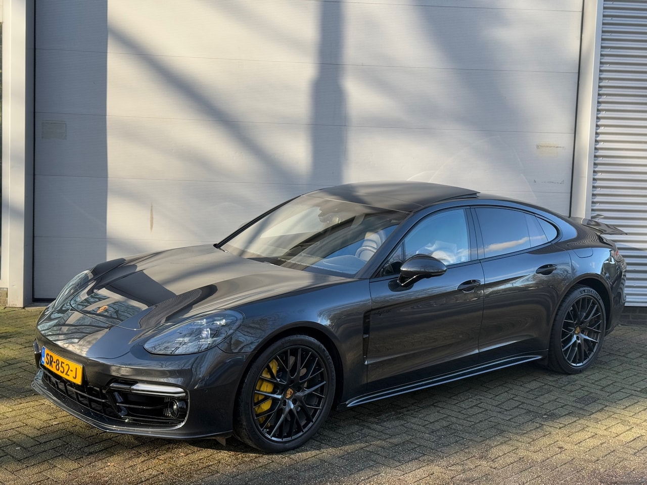 Porsche Panamera - 4.0 Turbo S E-Hybrid 680pk l Pano l Burmester l Keramische remmen l Nachtzicht l NL-Auto l - AutoWereld.nl