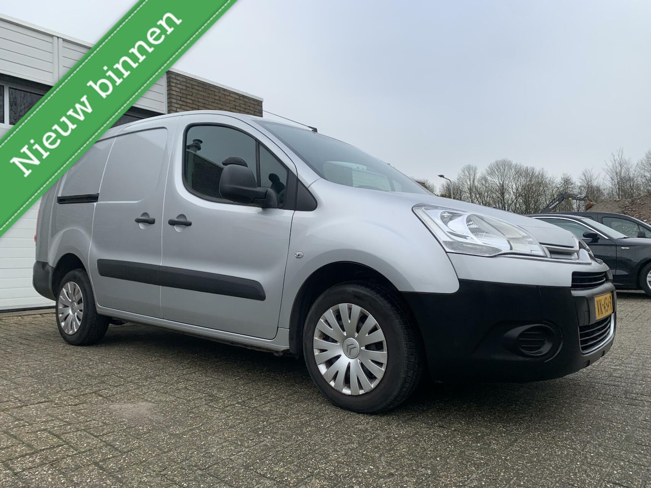 Citroën Berlingo XL - bestel 1.6 e-HDI Club 3P L2 Trekhaak Cruise control Elektrische pakket - AutoWereld.nl