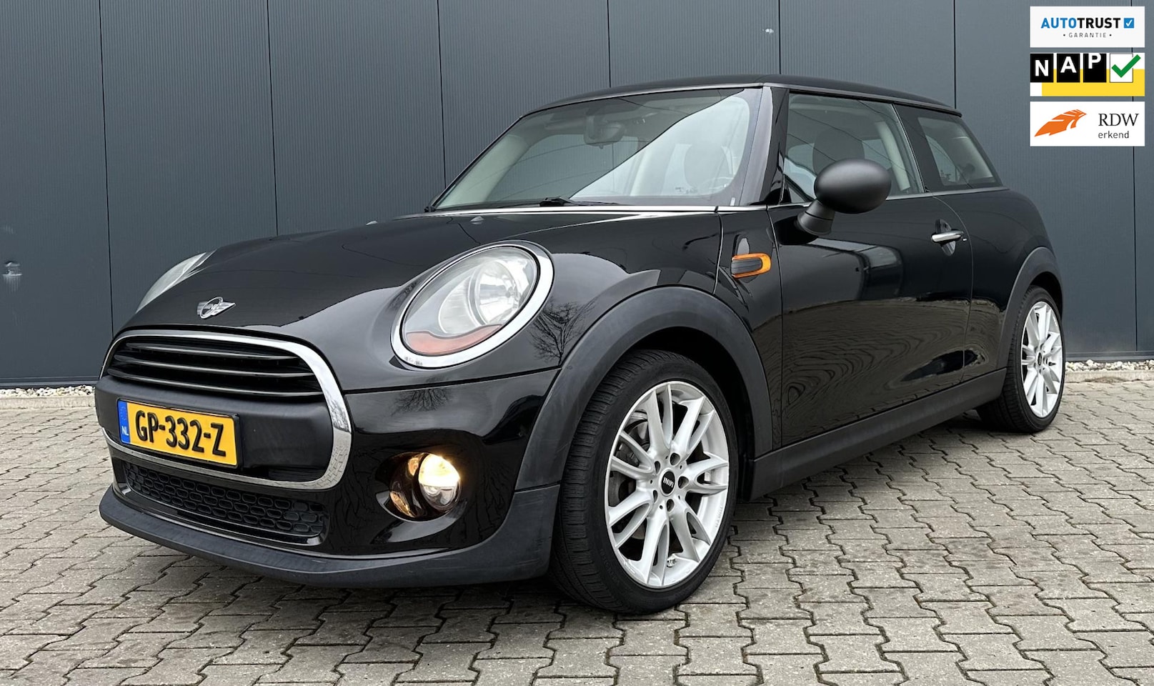 MINI One - Mini 1.2 Salt Business Automaat Airco APK NAP - AutoWereld.nl