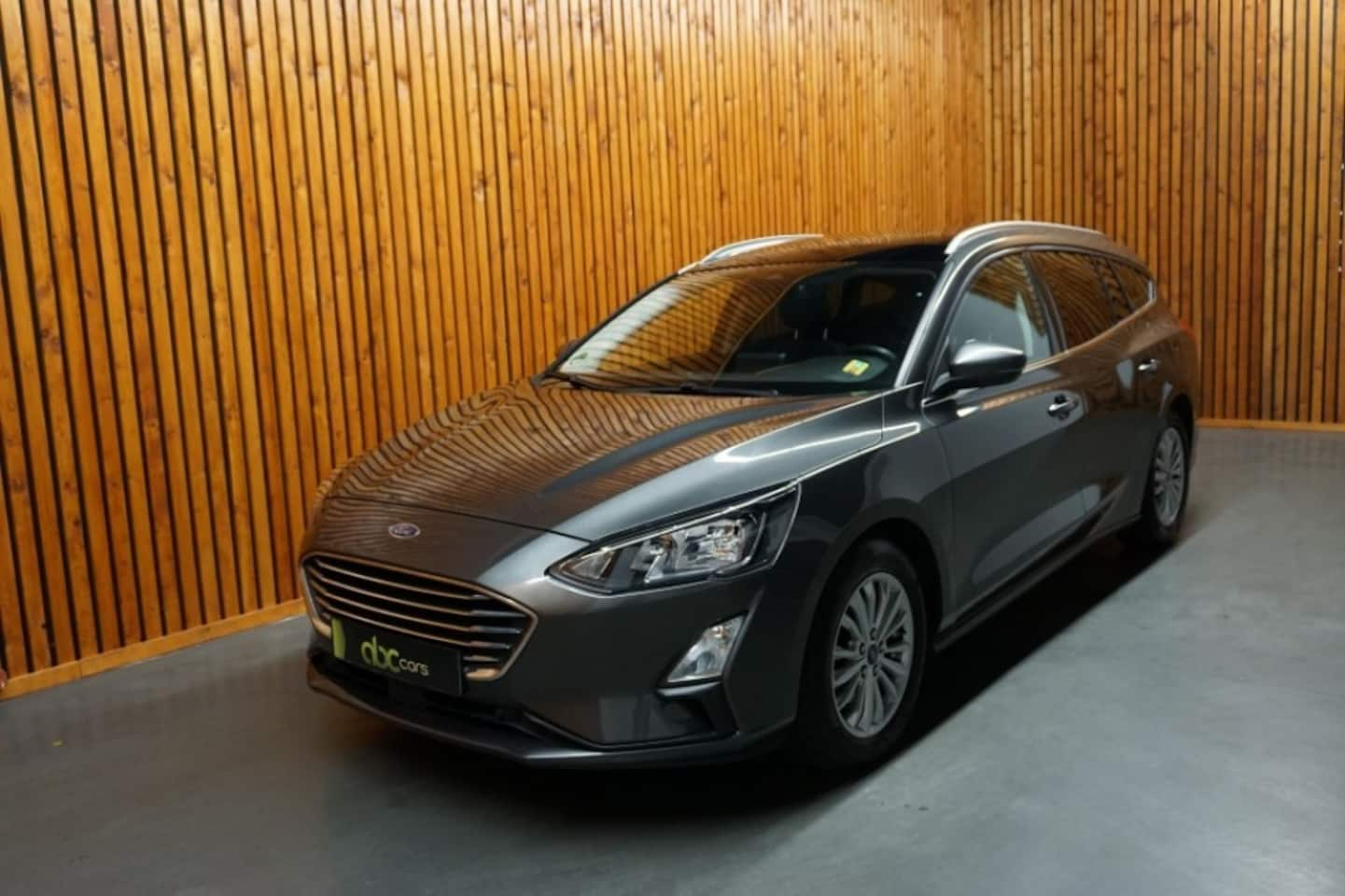 Ford Focus Wagon - WAGON 1.0 ECOBOOST HYBRID TITANIUM X BUSINESS/ PANODAK - AutoWereld.nl