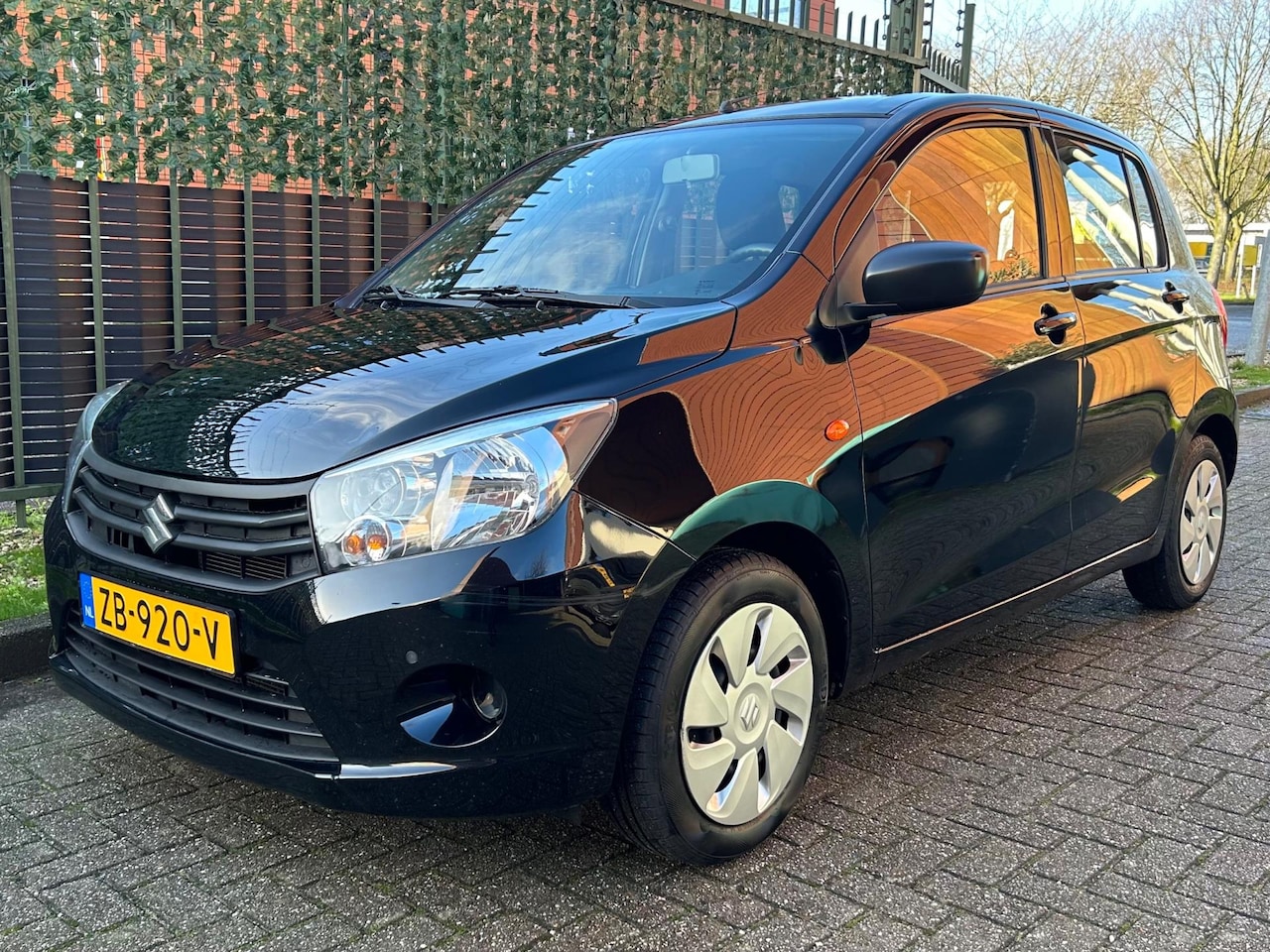 Suzuki Celerio - 1.0 2019 1e EIGENAAR Zwart APK 2027 NAVI PDC - AutoWereld.nl