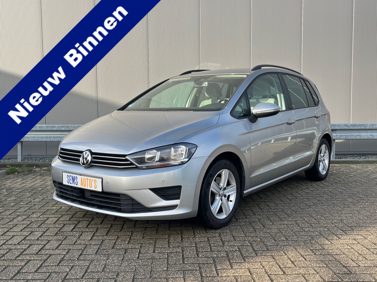 Volkswagen Golf Sportsvan - 1.2 TSI Comfortline 1.2 TSI Comfortline - AutoWereld.nl