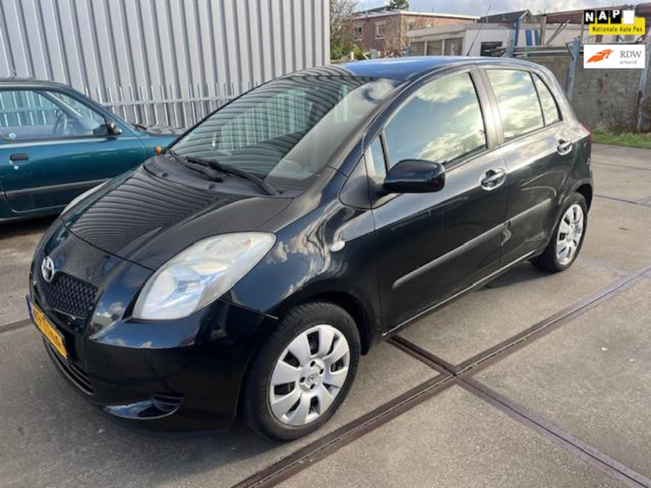 Toyota Yaris - 1.3 VVTi Sol 1.3 VVTi Sol-NWE APK - AutoWereld.nl