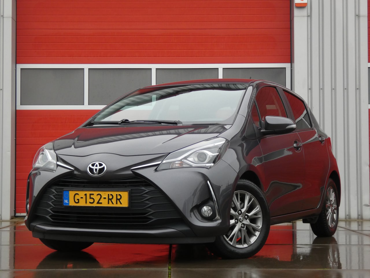 Toyota Yaris - 1.5 VVT-i Dynamic/ automaat/ zeer mooi! - AutoWereld.nl