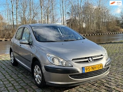 Peugeot 307 - 1.6-16V XS Automaat airco elektrische ramen cv op afs