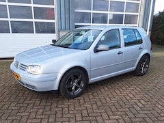 Volkswagen Golf - 1.6 Trendline automaat