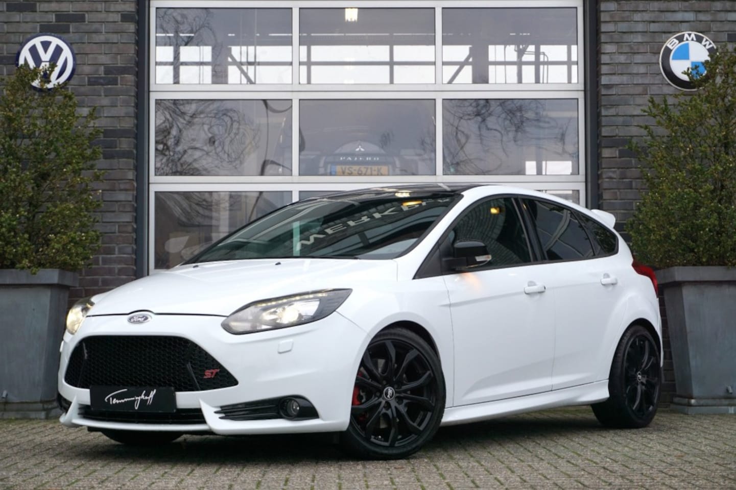 Ford Focus - 2.0 ECOB. ST-3 - 250PK - NW. CILINDERKOP - APK 03-01-2026 - AutoWereld.nl