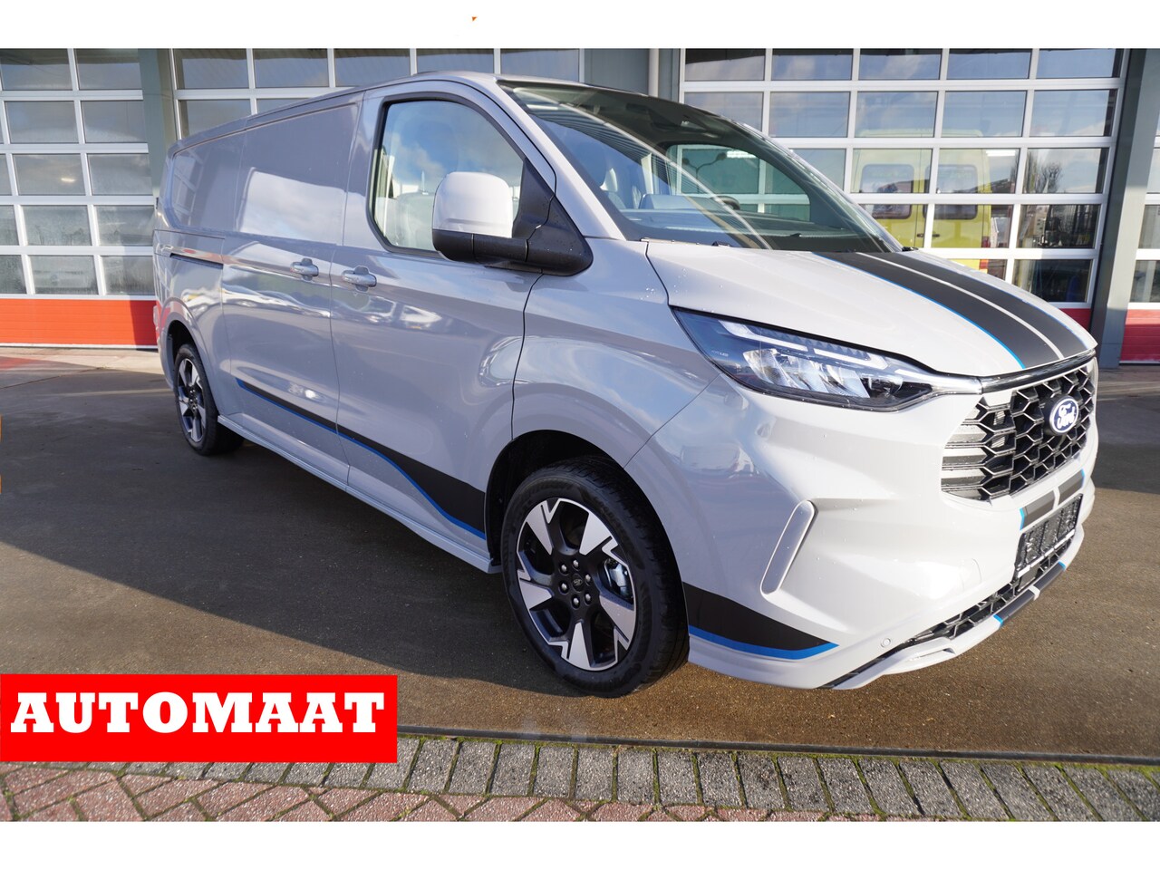 Ford Transit Custom - 300L 2.0 TDCI 170PK L2H1 Sport Automaat Schuifdeur L / R Airco | Adap.Cruise | Navi | Came - AutoWereld.nl