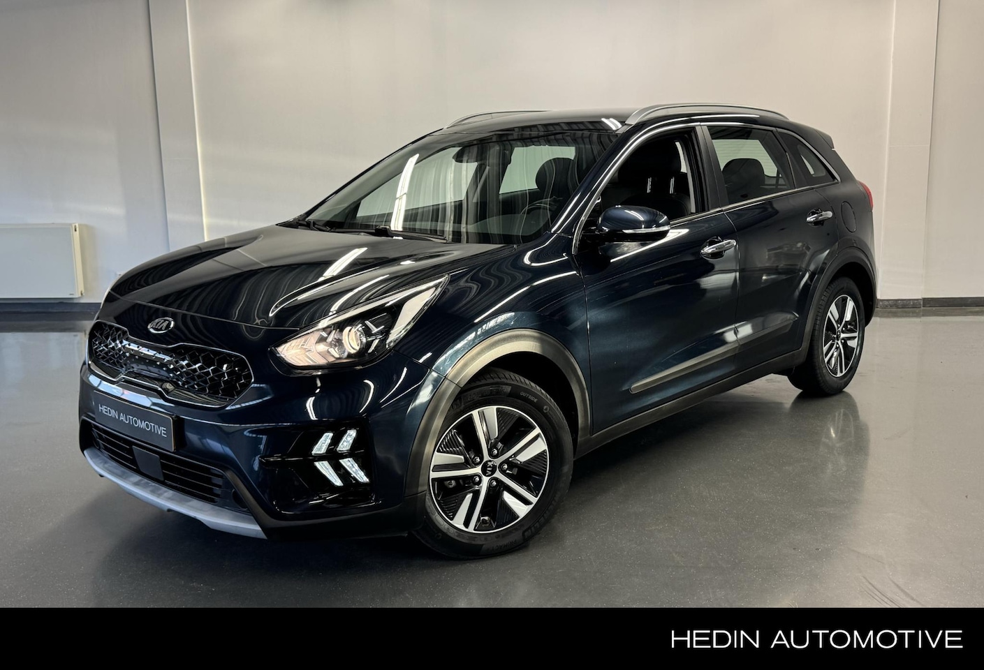 Kia Niro - 1.6 GDi Hybrid DynamicLine | Apple CarPlay | Adaptive Cruise Control | Achteruitrij camera - AutoWereld.nl