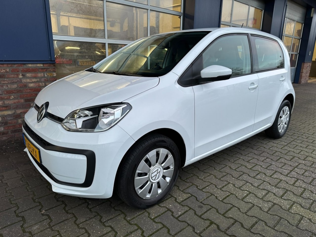 Volkswagen Up! - 1.0 MOVE UP! BLUEM. - AutoWereld.nl