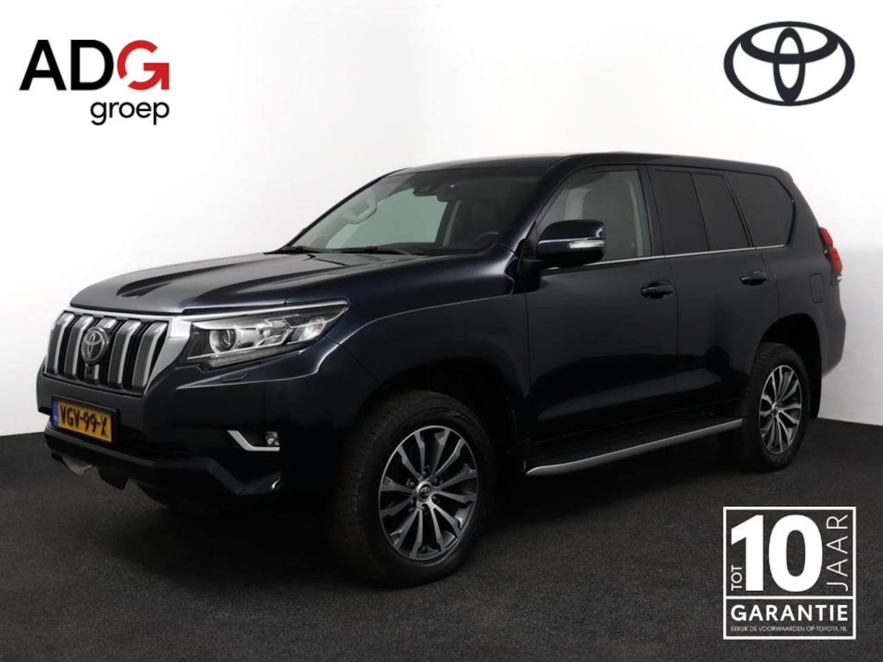 Toyota Land Cruiser - 2.8 D-4D-F Professional Window Van | Adaptive Cruise Control | Navigatie | Parkeersensoren - AutoWereld.nl