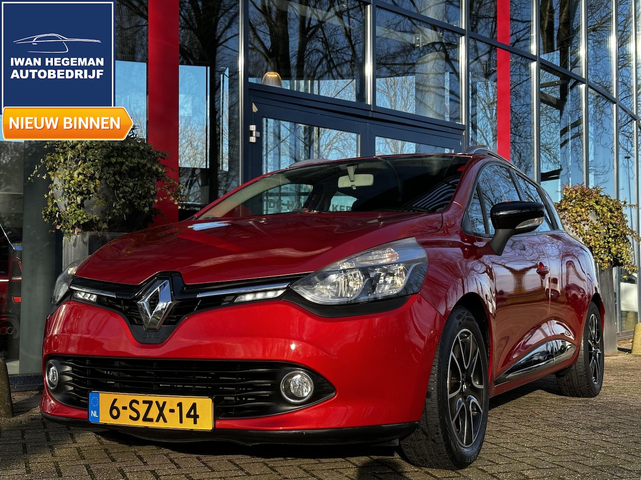 Renault Clio Estate - 0.9 TCe | Navigatie | Cruise Control | LM Velgen | Airco | Trekhaak - AutoWereld.nl