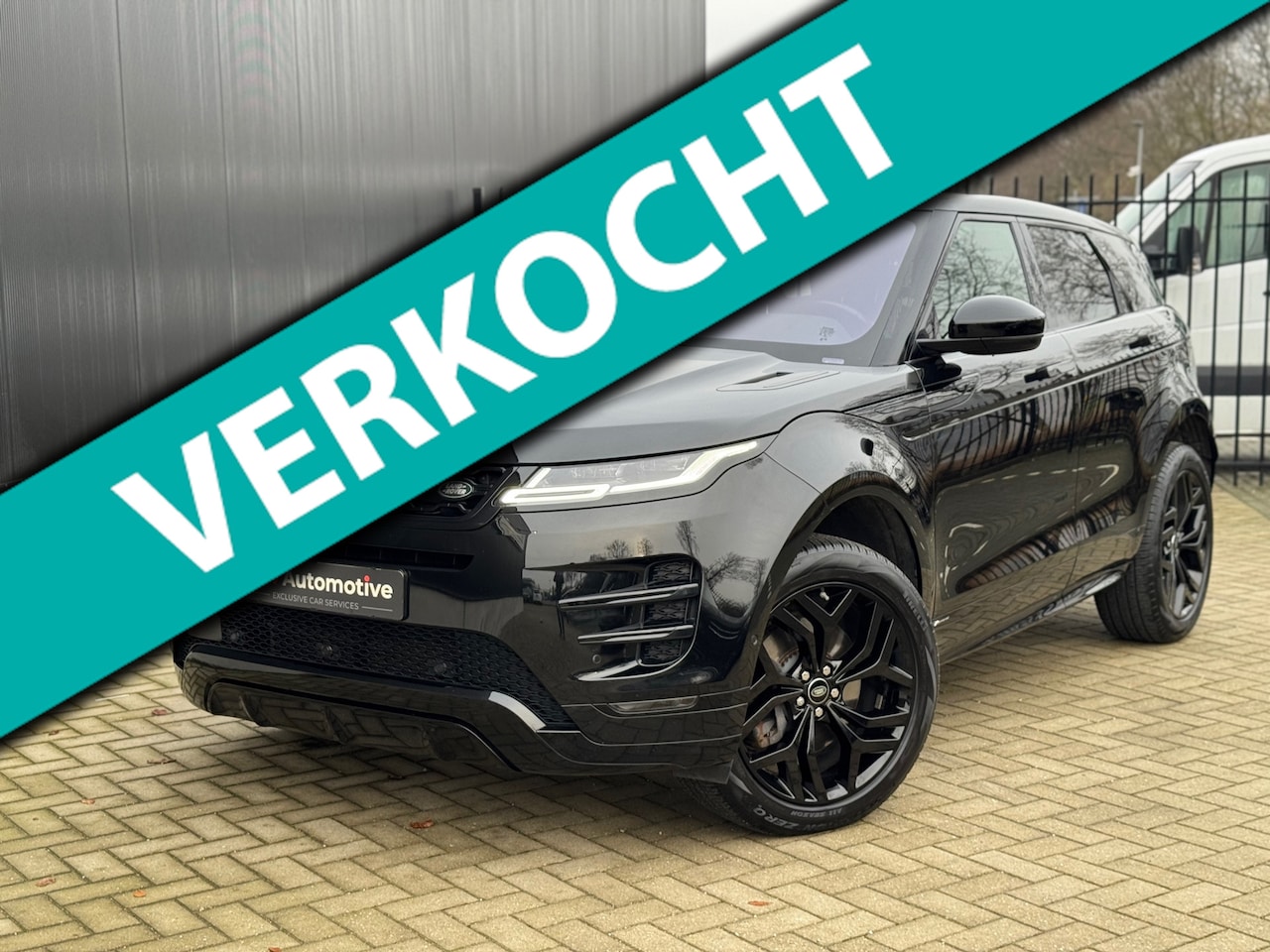 Land Rover Range Rover Evoque - 1.5 P300e AWD R-Dynamic Panorama Full Black - AutoWereld.nl