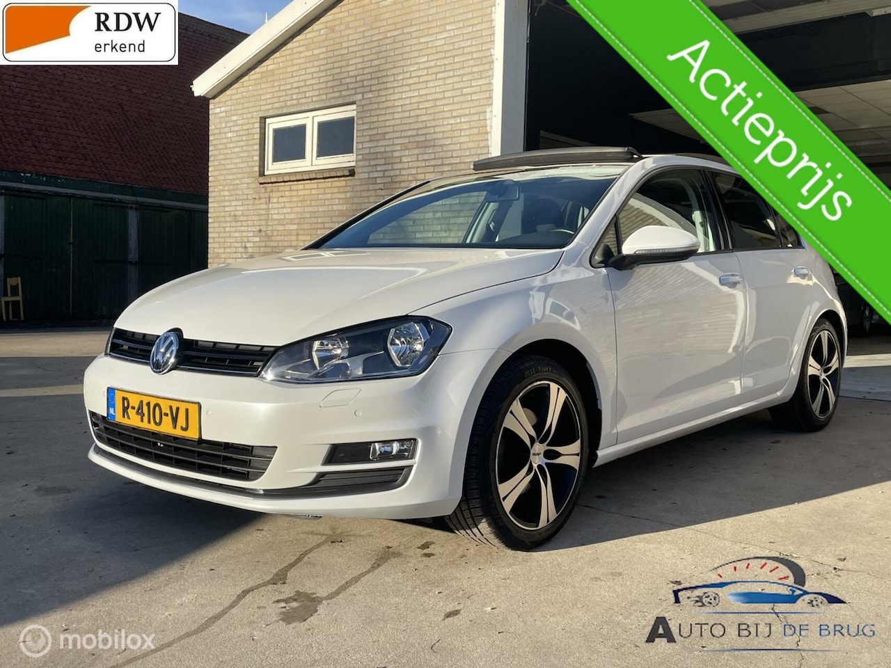 Volkswagen Golf - 1.4 TSI ACT Highline panorama| APK|140PK - AutoWereld.nl