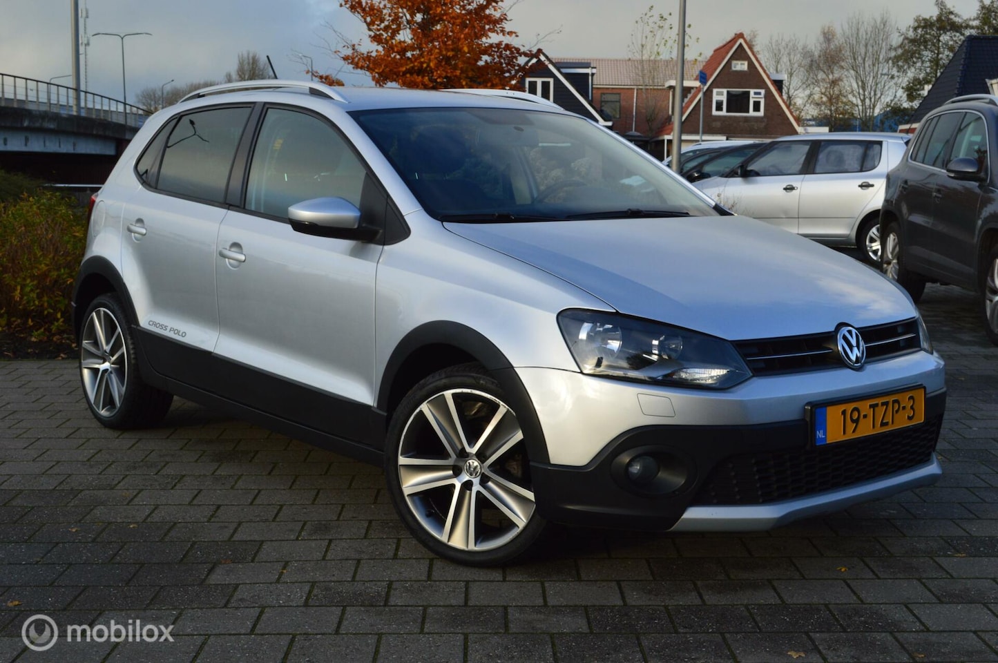 Volkswagen Polo - 1.4-16V Cross 1.4-16V Cross - AutoWereld.nl