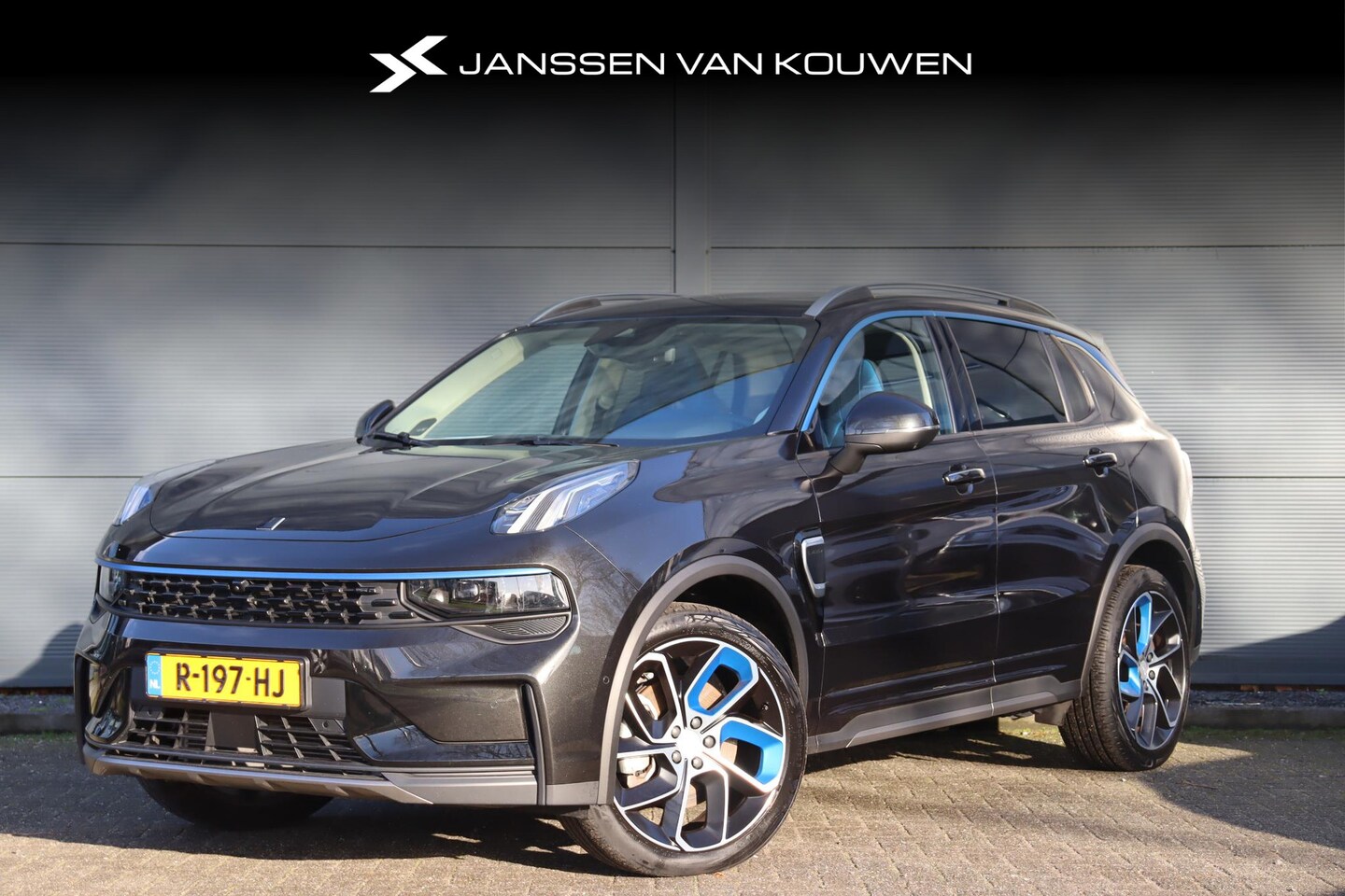 Lynk & Co 01 - 1.5 PHEV Panoramadak Stoelverwarming 360 Camera - AutoWereld.nl