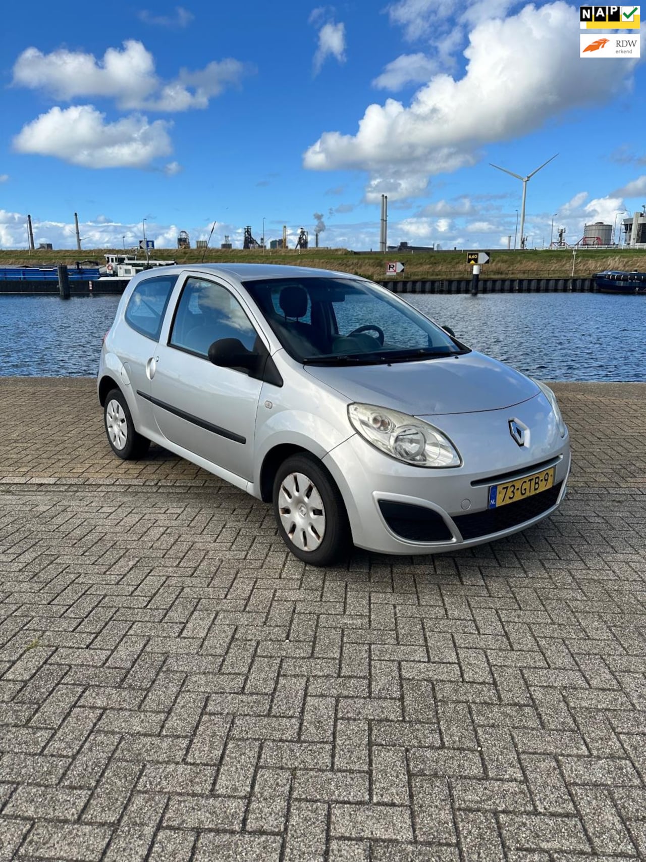 Renault Twingo - 1.2 Authentique APK NAP - AutoWereld.nl