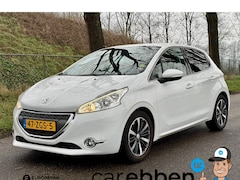 Peugeot 208 - 1.6 VTi Allure | Climate control | Navigatie | Lichtmetalen velgen | Parkeersensor