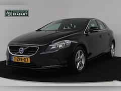 Volvo V40 - 2.0 D4 Momentum Business (PANORAMADAK, CRUISE CONTROL, NAVIGATIE, PARKEERSENSOREN, NL-AUTO