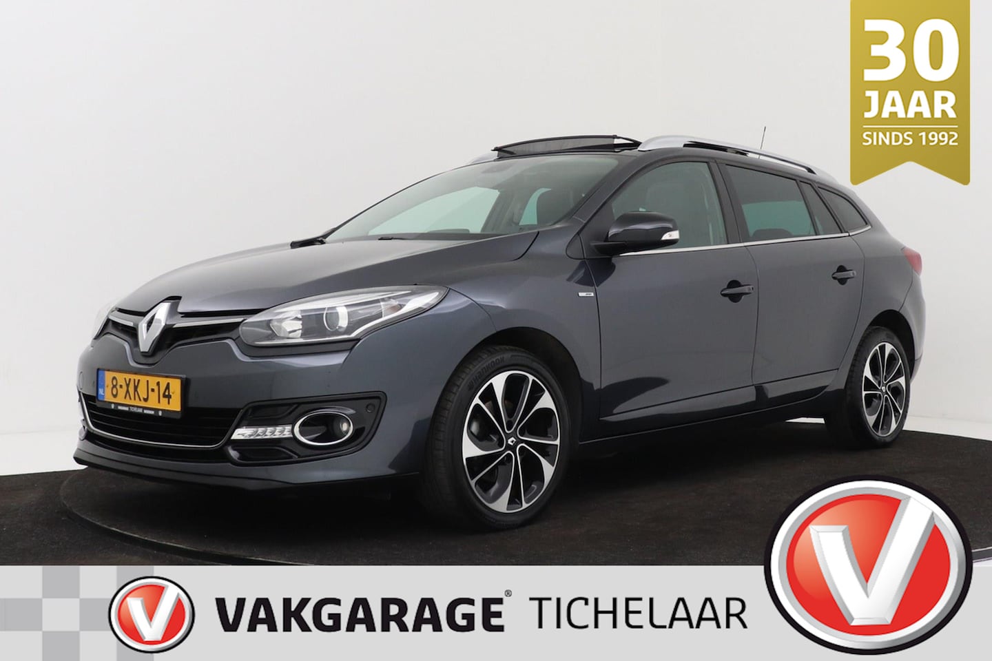 Renault Mégane Estate - 1.2 TCe Bose | Panoramadak | CarPlay | Automaat | Navigatie | Cruise Control | Camera | - AutoWereld.nl