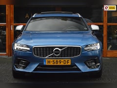 Volvo V90 - T4 R-Design | Panorama Schuif/Kantel Dak | Pilot-assist | Apple CarPlay | Head-Up Display